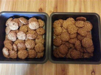 Oatmeal and sugar cookies