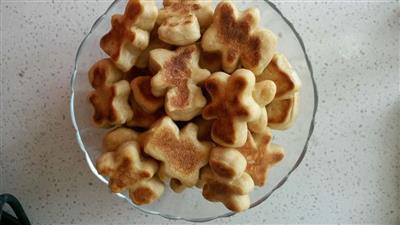 Bear hair and cookies