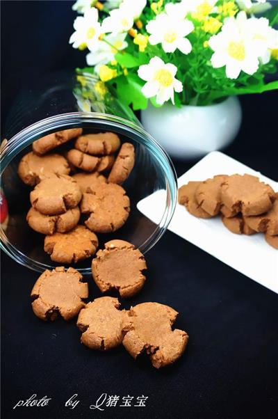 Chocolate Margaret cookies to warm you up for the winter