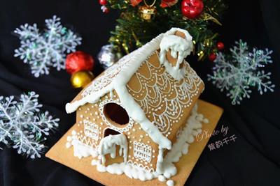 Christmas gifts - the gingerbread house