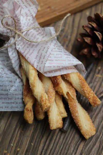 Sweet bread sticks