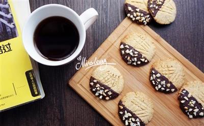 Chocolate peanut butter cookies - no foam powder