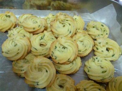 Onion flower biscuits