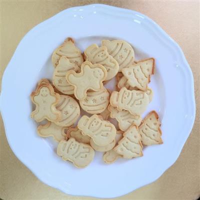 Cartoon cheese cookies - a favorite of high-calcium and low-fat babies