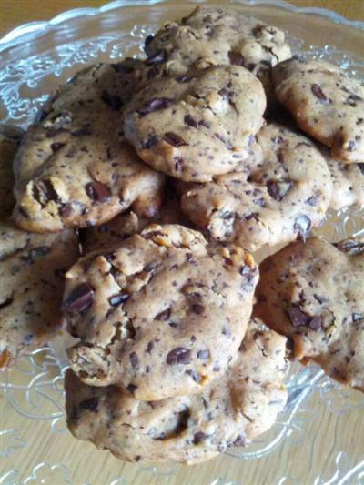 Grapefruit and chocolate cookies