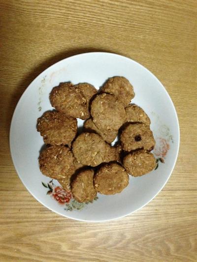 Peanut butter and oatmeal cookies