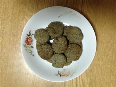 Black and sesame biscuits