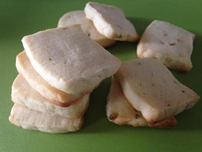 Sweet and sour lemon cookies