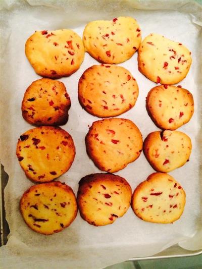 Cranberry butter cookies