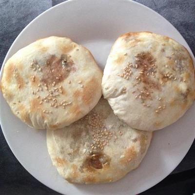 Small baked cakes with Zhejiang flavor