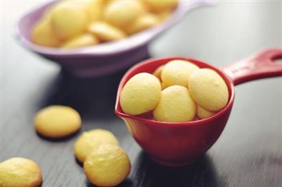 A small snack for the children - egg yolk cookies