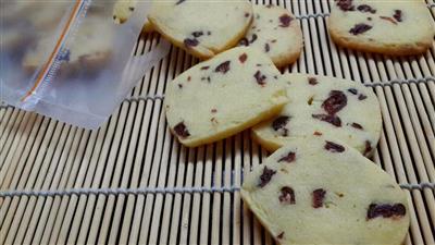 Cranberry cookies - simple and delicious