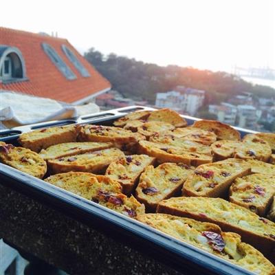 Italian crispy biscuits