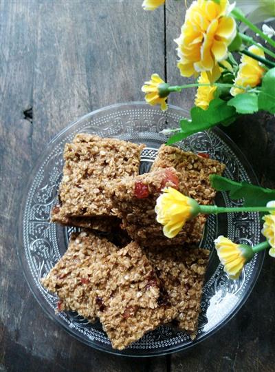 Quick-handed oatmeal red sugar cookies