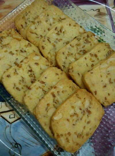 Golden flaxseed and cassava cookies