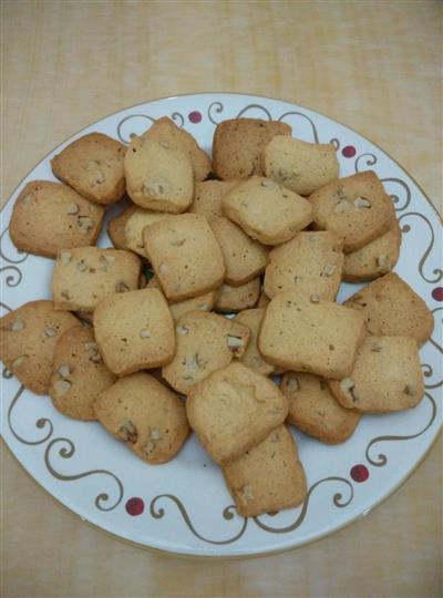 Walnut and cookie cookies