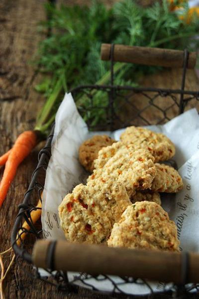 Oatmeal and vegetable pie