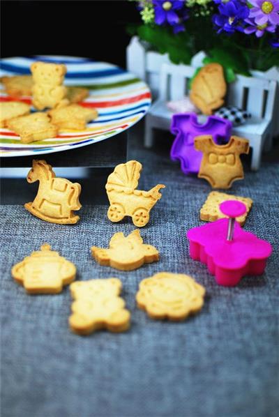 Cartoon cheese cookies