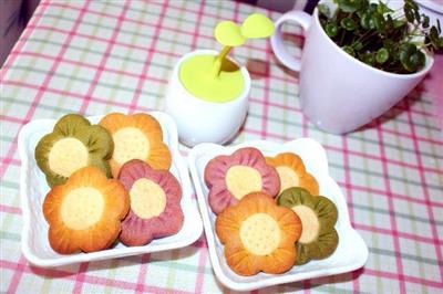 Flower biscuits