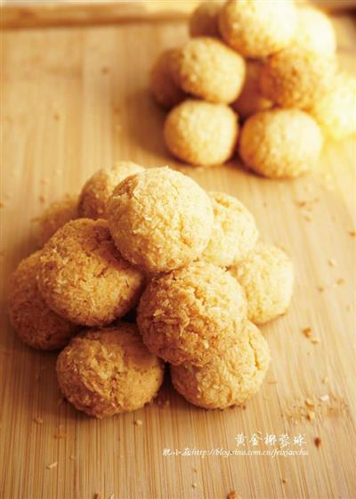 Golden coconut balls