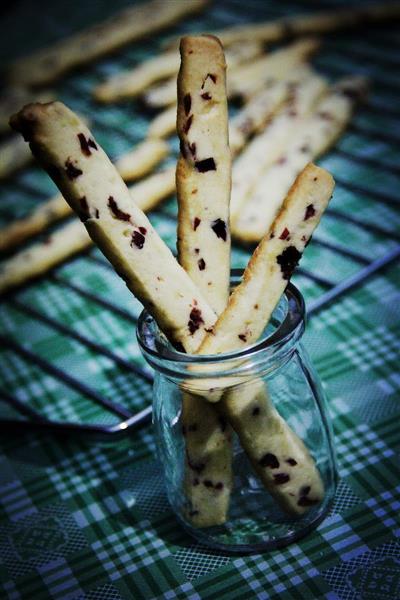 Cranberry biscuits and sticks