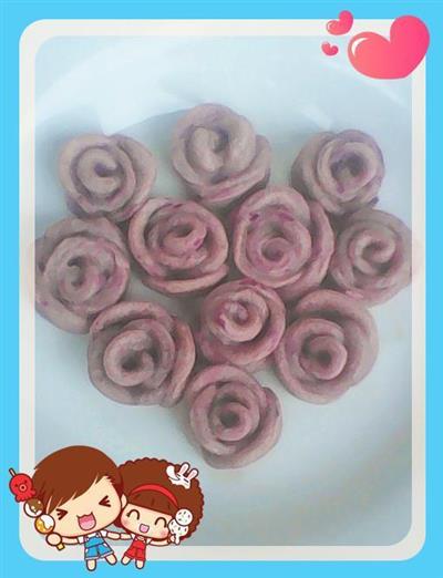 Purple potato and rose cookies