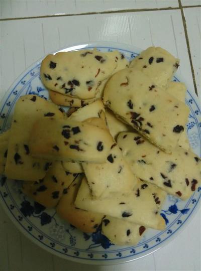 The baby's cranberry cookies