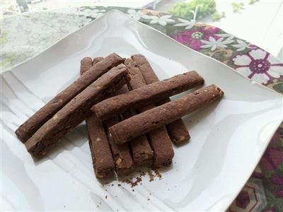 Coffee and almond biscuits