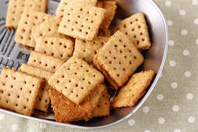 Práctica de digerir galletas