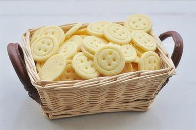 Buttoned cookies