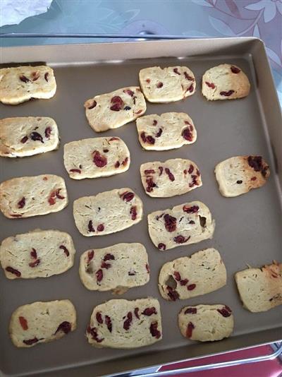 Cranberry cakes made by hand