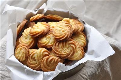 Cabbage and cookie biscuits