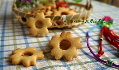 Sugar cane and cherry blossom cookies