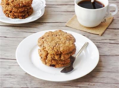 Sea salt and cocoa biscuits