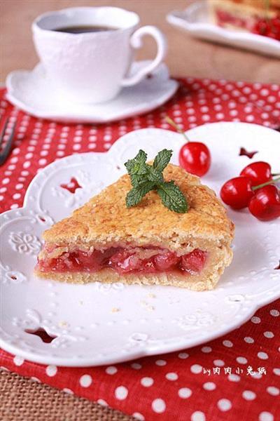 Traditional peeled cherry pie