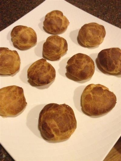 Delicious easy-to-make puff pastry with cream egg frozen filling