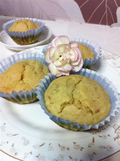 Banana and yogurt muffins