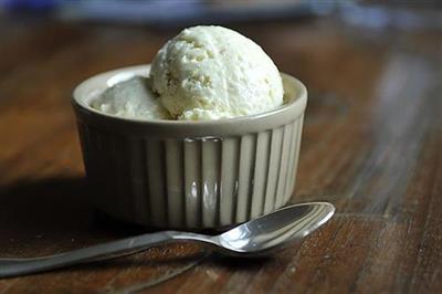 Italian coconut ice cream