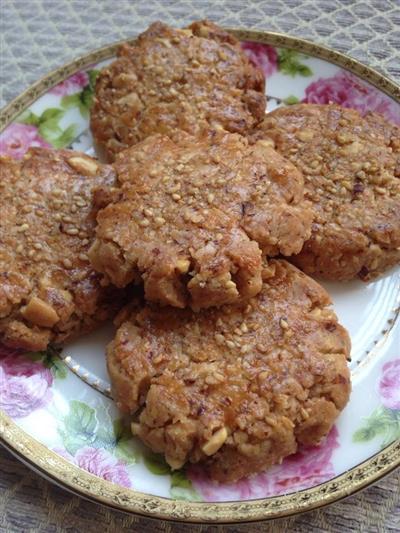 Sesame and walnut butter