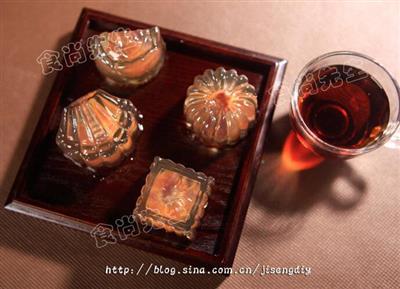 Crystal moon cake