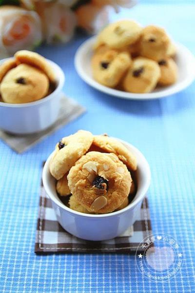 Cranberry, almond, and coconut cookies