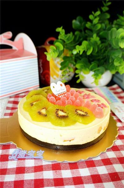 Mango yogurt and mousse cake