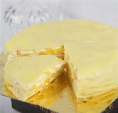 Thousand layers of mango cake