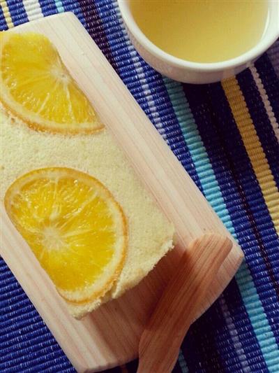 Scented orange cake roll