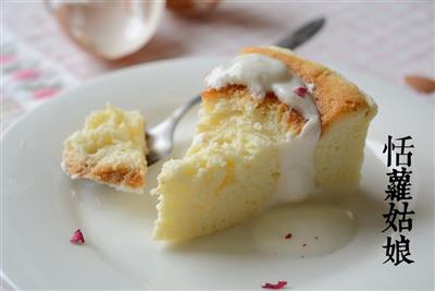 Unleavened yogurt cake