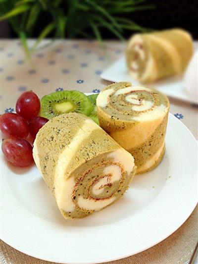 Colorful towel cake rolls