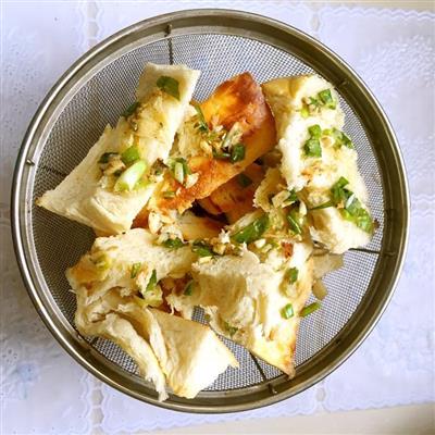 Bread with garlic