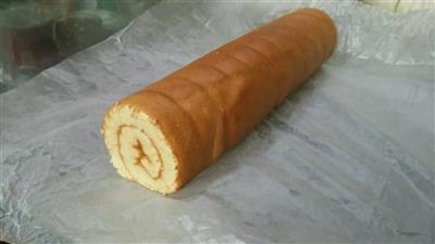 Cake rolls with meat