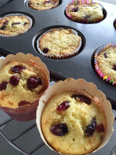 Cheese cupcakes with butter