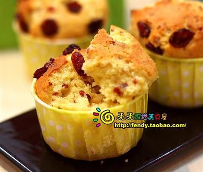 The cranberry muffin cup